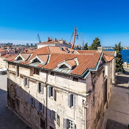 Appartement Capitolina - Center *