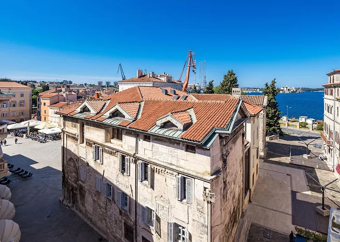 Daire Capitolina - Center *