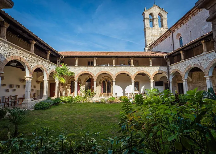 Capitolina - Center Daire Pula